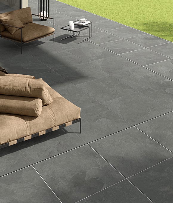 outdoor minimal