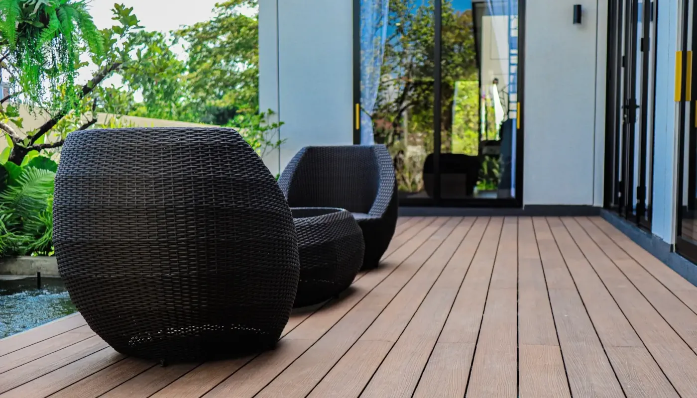 pavimenti per esterni gres decking